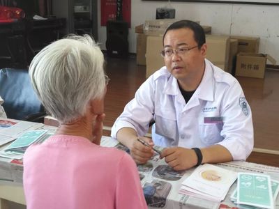 北京婦產(chǎn)醫(yī)院開展“院鎮(zhèn)共建 健康使者 送醫(yī)下鄉(xiāng)”義診咨詢活動